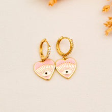 Load image into Gallery viewer, Earring love eye
