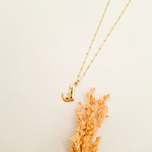 Load image into Gallery viewer, Necklace Magic Pendant Cat
