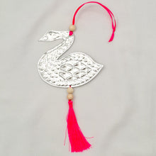 Load image into Gallery viewer, Ornament Aluminium With Tassel

