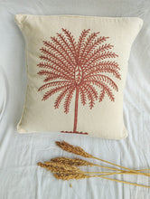 Load image into Gallery viewer, Cushion Cover Palm Tree Kipas
