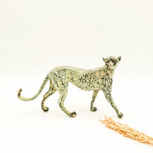 Load image into Gallery viewer, Figurine Brass Cheetah
