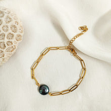 Load image into Gallery viewer, Bracelet Pearl Full Moon With Big Chain Gold
