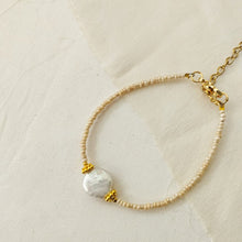 Load image into Gallery viewer, Bracelet Beads Full Moon Pearl
