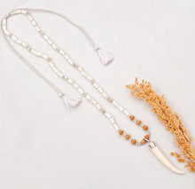 Load image into Gallery viewer, Necklace Yoga Horn
