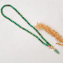 Load image into Gallery viewer, Necklace Knot Big Stone
