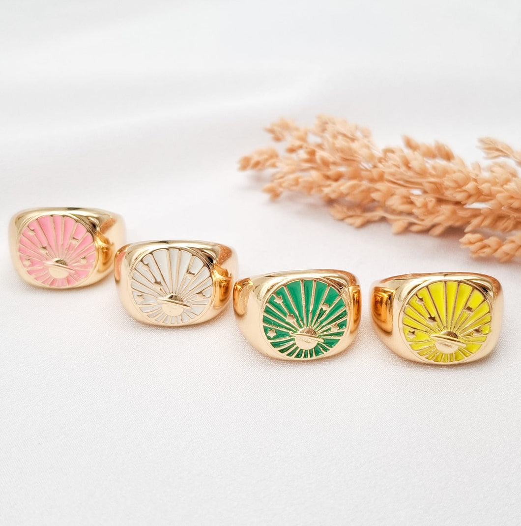 Ring Enamel Saturn