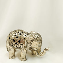 Load image into Gallery viewer, Brass Decor Elephant Happy Kerawang
