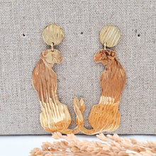 Load image into Gallery viewer, Earring Tiger
