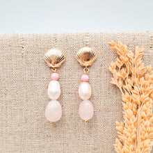 Load image into Gallery viewer, Earring Stud Shell with Gemstone &amp; Pearl
