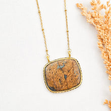 Load image into Gallery viewer, Necklace Pendant Stone
