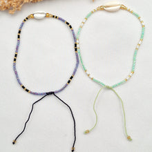 Load image into Gallery viewer, Anklet Miyuki Cowrie Horizontal
