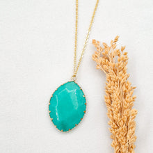 Load image into Gallery viewer, Necklace Moon Crystal White Oval Shape
