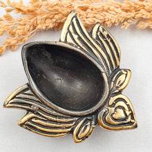 Load image into Gallery viewer, Brass Incense Holder Cone Lotus
