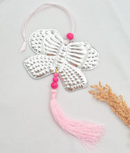 Load image into Gallery viewer, Ornament Aluminium With Tassel
