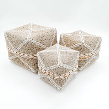 Load image into Gallery viewer, Balinese Beads Box Set of 3 Square
