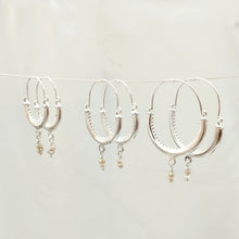 Load image into Gallery viewer, Earring Khalesi Antique Pearl
