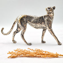 Load image into Gallery viewer, Figurine Brass Cheetah
