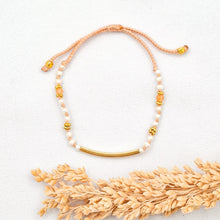 Load image into Gallery viewer, Bracelet Kepang Pearl Brass Line

