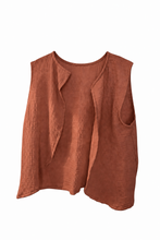 Load image into Gallery viewer, Cotton Crepe Gauze Sleeveless Shirt Button
