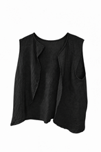 Load image into Gallery viewer, Cotton Crepe Gauze Sleeveless Shirt Button

