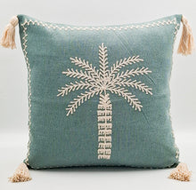 Load image into Gallery viewer, Cushion Cover Palm Tree Tassel
