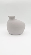 Load image into Gallery viewer, Lombok Ceramic Vase Duck
