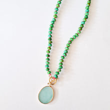 Load image into Gallery viewer, Necklace Knot Big Stone

