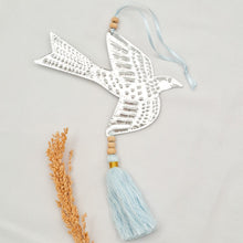 Load image into Gallery viewer, Ornament Aluminium With Tassel
