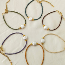 Load image into Gallery viewer, Bracelet Beads Full Moon Pearl
