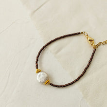 Load image into Gallery viewer, Bracelet Beads Full Moon Pearl
