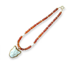 Load image into Gallery viewer, Necklace Pendant Bone
