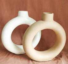 Load image into Gallery viewer, Lombok Round Art Boho Vase

