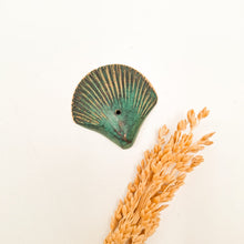 Load image into Gallery viewer, Brass Incense Holder Shell
