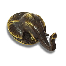 Load image into Gallery viewer, Hook Elephant Batik
