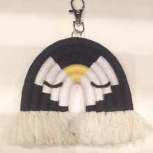 Load image into Gallery viewer, Keychain Pinguin Mini
