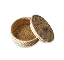 Load image into Gallery viewer, Rattan Box with Top
