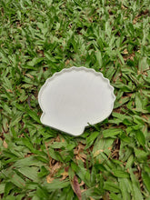 Load image into Gallery viewer, Decorative Plate Shell
