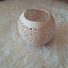 Load image into Gallery viewer, Coconut Candle Holder Natural
