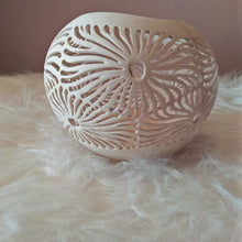 Load image into Gallery viewer, Coconut Candle Holder Natural
