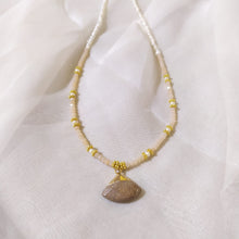 Load image into Gallery viewer, Choker Half Pearl Fan Pendant
