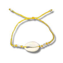 Load image into Gallery viewer, Bracelet Cowrie Kepang
