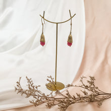 Load image into Gallery viewer, Earring Trumpet Gemstone
