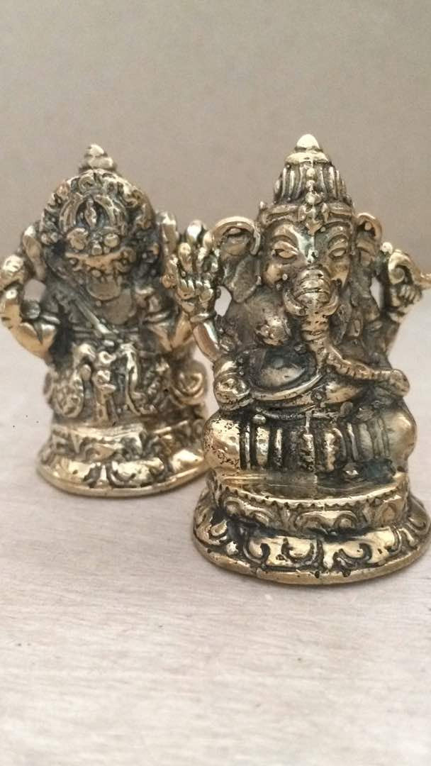 Brass Decor Lord Ganesha Protector