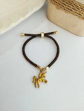 Load image into Gallery viewer, Bracelet Spiral Gold with Charm
