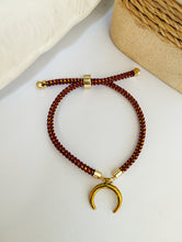Load image into Gallery viewer, Bracelet Spiral Gold with Charm
