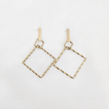 Load image into Gallery viewer, Earring Double Square
