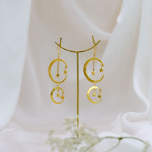 Load image into Gallery viewer, Moon and Star Errings Golden handmade Jewellery
