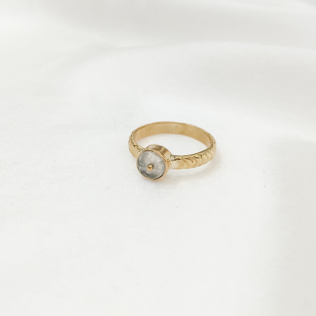 Ring Cleopatra Moonstone Dot