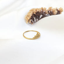 Load image into Gallery viewer, Ring India Bindi Triangle
