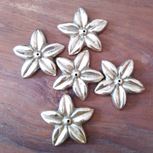 Load image into Gallery viewer, Brass Incense Holder Flower Bali
